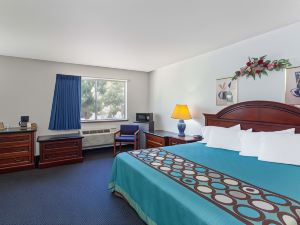 Super 8 by Wyndham Selma/Fresno Area