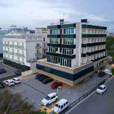 Best Western Maison B Hotel Hotel Exterior