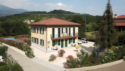 Amata Valgre Affittacamere, Comfort e Pulizia Eccezionali!! فنادق في Calco