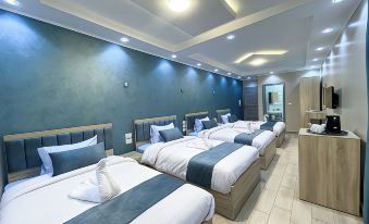 Pulse Pyramids Hotel