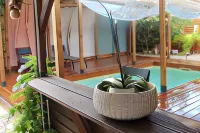 Les 2 Drôles d'Oiseaux Hotels in Saint-Laurent-de-la-Cabrerisse