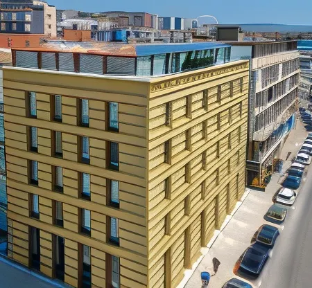 Bellevue Superior City Hotel