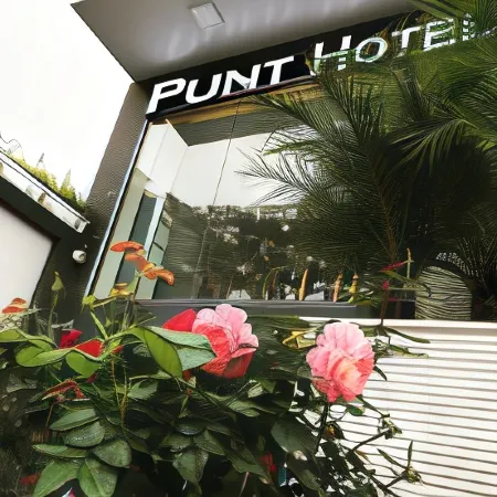 Punt Hotel