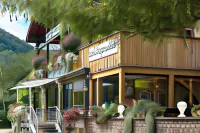 Les Bagenelles, Hôtel 3 étoiles et Restaurant au coeur de la nature Hôtels à proximité de : Confiserie Des Hautes Vosges