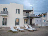 Milos Waves Luxury Apartments Hotel di Kimolos