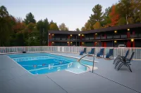 Trailhead by Weekender - Pools