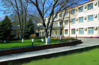 Yuzhnaia Noch Các khách sạn gần Nii Mvs Yufu