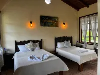Hotel la Colina Hôtels à : Quepos