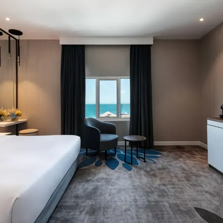 Warwick Al Jubail Hotel