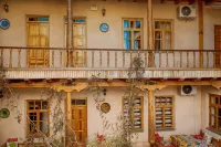 Salom Inn Hotels near Chor-Minor