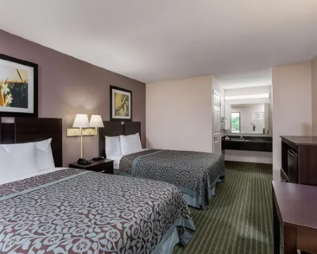 Days Inn by Wyndham Lugoff Hotels in Lugoff