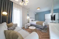Hotel Millennium by Aycon - Pools