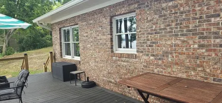 "TRANQUILITY"A LAKEFRONT RETREATON LAKE EUFAULA Отели в г. Юфола