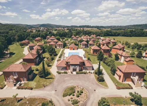 Terres de France - Domaine de Claire Rive فنادق في Prayssac