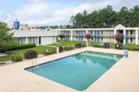 Motel 6 Conyers, GA فنادق في Conyers