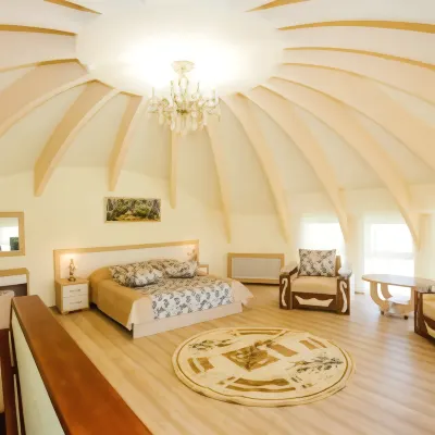 Yunona Guest House