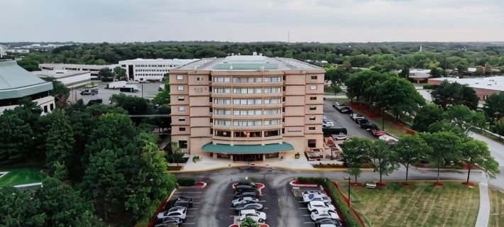 DoubleTree Suites by Hilton & Conference Center Chicago - Downers Grove Hotels in DuPage County