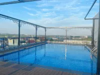 Paragon House and Residence