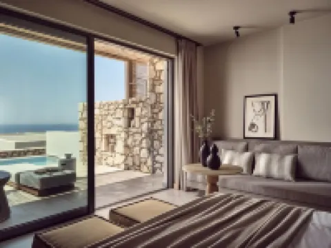 The Royal Senses Resort Crete, Curio Collection by Hilton Hoteles en Geropotamos