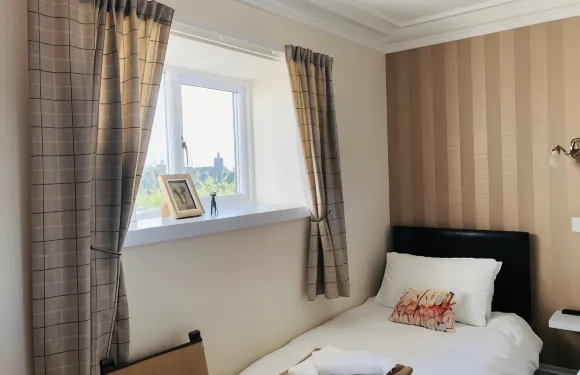 阿伯丁阿姆斯酒店