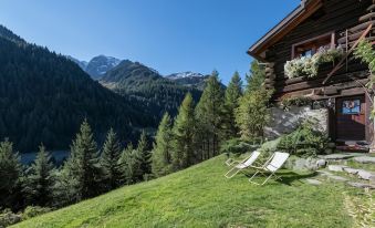 "CHALET dei FIORI" Room & Apartment