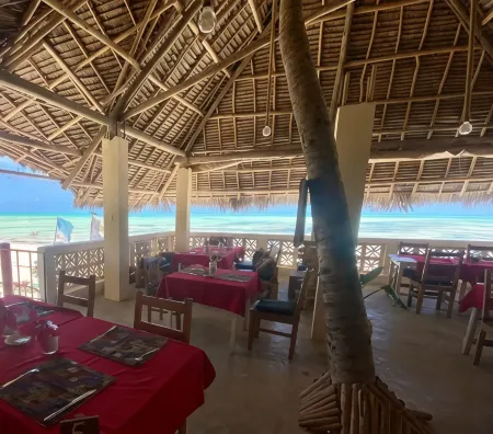 Blue Reef Sport & Fishing Lodge and Bungalows