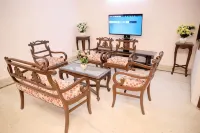 Fortune Home Service Apartment 3BHK , D-198 Saket