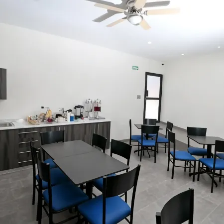 Hotel Roque Отели в г. Торреон