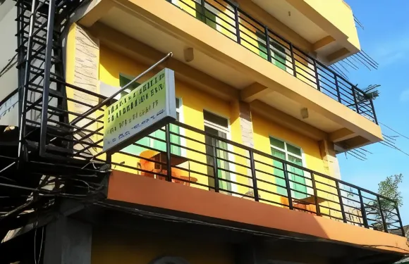 阿拉納斯卡里略旅遊旅館