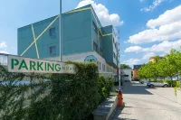 Mikado Hotel