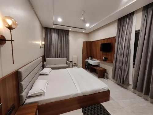 Hotel Utkarsh Hotels in Chakar