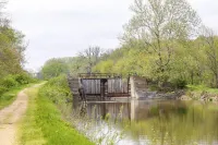 Rejoice Inn- Private Home- All Yours!!! In a quiet town on a large lot! New Bath
