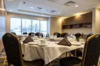 Holiday Inn & Suites Mount Pleasant Hotels in Mount Pleasant