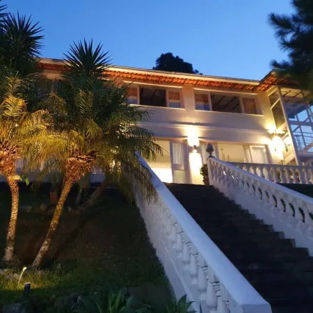 Pousada Orquidea da Serra Отели рядом с достопримечательностью «Palácio Rio Negro»