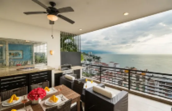 Pinnacle Resorts 180