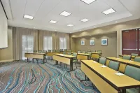 Courtyard by Marriott Gulfport Beachfront Hotels in Long Beach