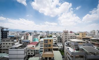 Zaw Jung Hotel