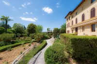 斯卡西亞潘西埃裡別墅精品飯店 University of Siena - University Complex Mattioli附近的飯店