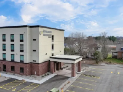 Cobblestone Hotel & Suites - Mosinee Hotels in Mosinee