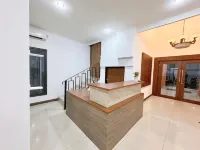 Stay 'd Pondok Indah - Inns