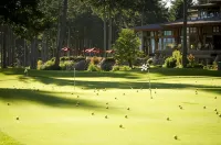 Crown Isle Resort & Golf Community Hotel in zona Mushroom Beach
