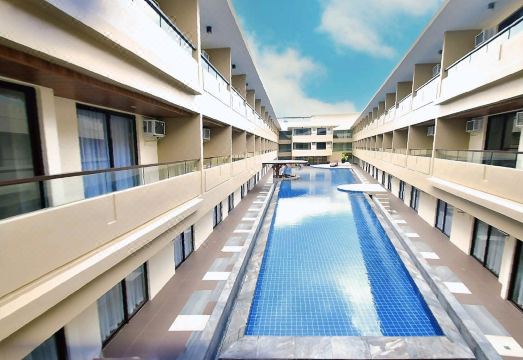 2. 캐년 호텔 & ..