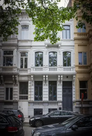 B in Antwerp Отели рядом с достопримечательностью «Собор Антверпенской Богоматери»