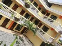 Mega Bintang Sweet Hotel Hotels in Cepu