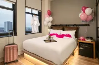 Moxy Columbia Downtown