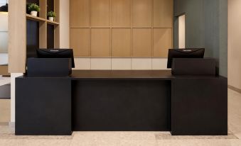 Hyatt Place Montreal Airport