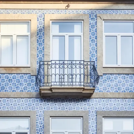Pause Apartments