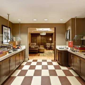 Hampton Inn Atlanta-Mall of Georgia