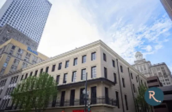 Roami at St. Charles