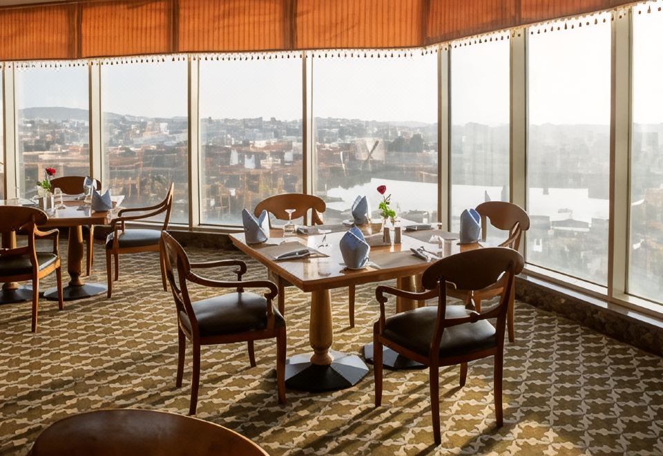 Seteen Palace Hotel Over view